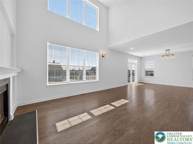 477 Newlins East, Forks Twp, PA 18040