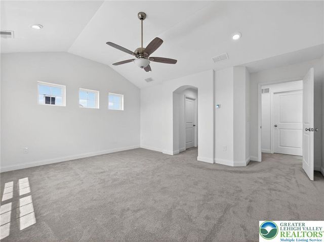 477 Newlins East, Forks Twp, PA 18040