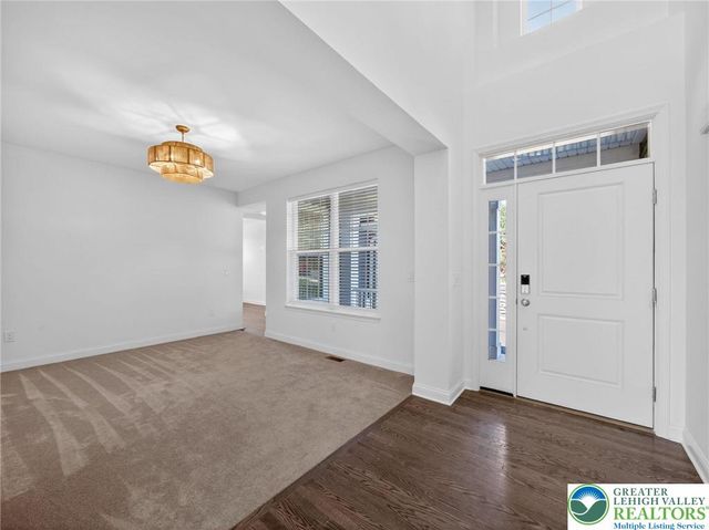 477 Newlins East, Forks Twp, PA 18040