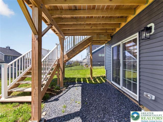 477 Newlins East, Forks Twp, PA 18040