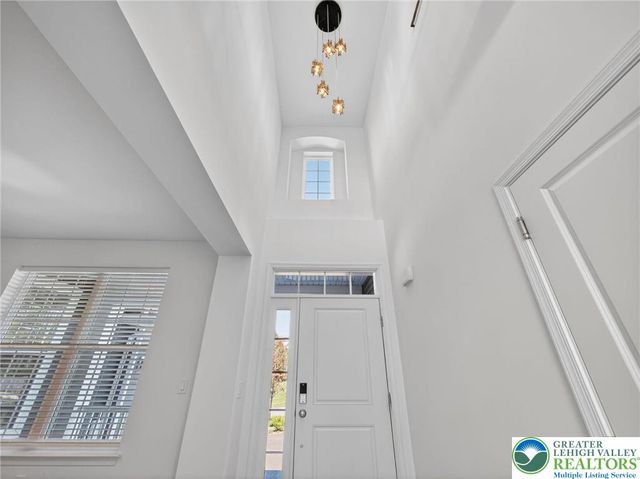 477 Newlins East, Forks Twp, PA 18040