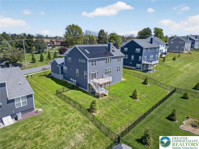 477 Newlins East, Forks Twp, PA 18040