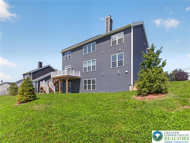 477 Newlins East, Forks Twp, PA 18040