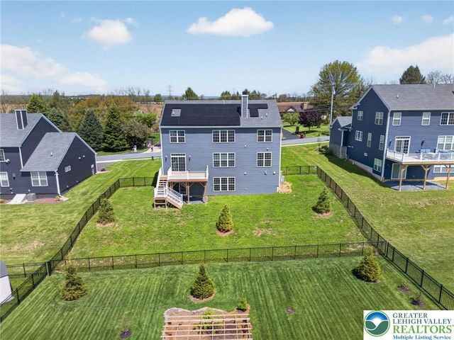 477 Newlins East, Forks Twp, PA 18040