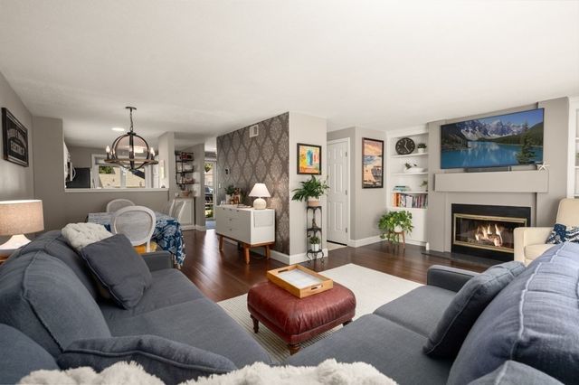 23 Stone Ridge Rd 23, Franklin, MA 02038