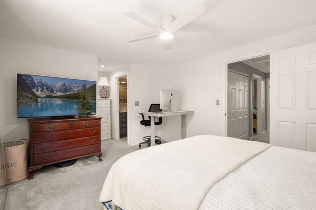 23 Stone Ridge Rd 23, Franklin, MA 02038