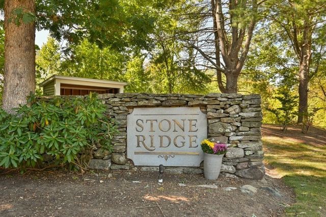 23 Stone Ridge Rd 23, Franklin, MA 02038