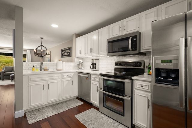 23 Stone Ridge Rd 23, Franklin, MA 02038