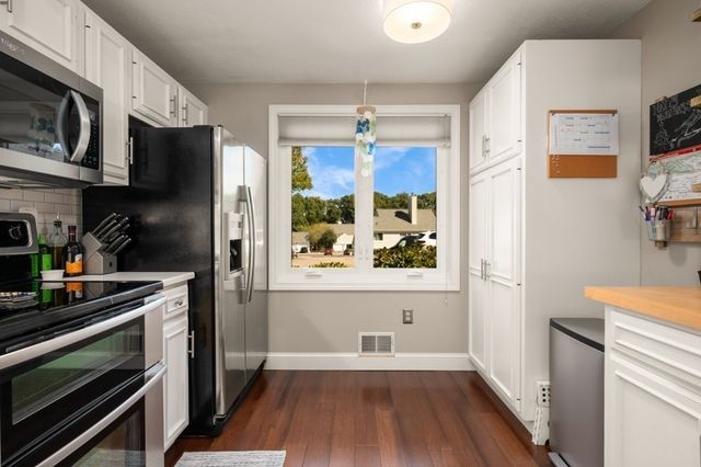23 Stone Ridge Rd 23, Franklin, MA 02038