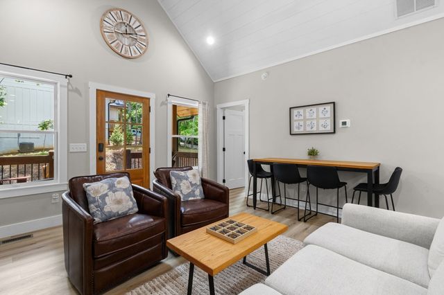 1100 Zenith Trail, Ellijay, GA 30540