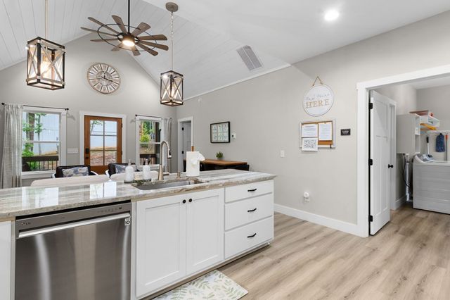 1100 Zenith Trail, Ellijay, GA 30540
