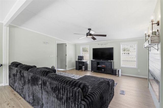 847 SW APPLEWOOD GLEN, Fort White, FL 32038