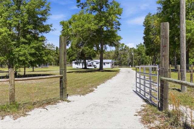 847 SW APPLEWOOD GLEN, Fort White, FL 32038