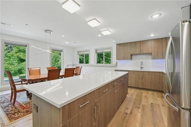 6112 N Mattox Road, Kansas City, MO 64151