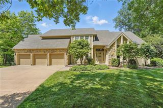 6112 N Mattox Road, Kansas City, MO 64151