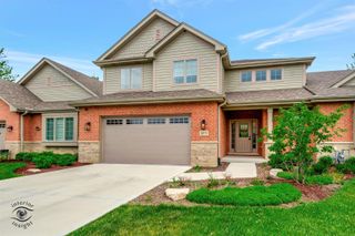 20375 Grosse Point Drive, Frankfort, IL 60423