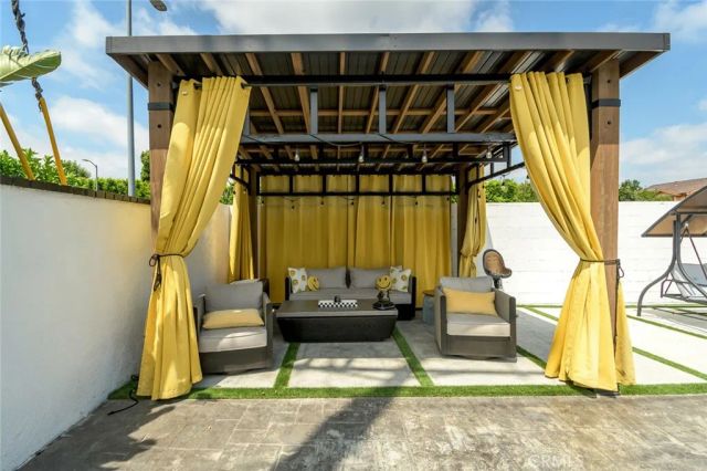 16964 Knapp Street, Northridge, CA 91343