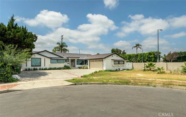 16964 Knapp Street, Northridge, CA 91343