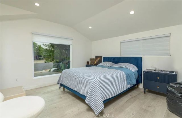 16964 Knapp Street, Northridge, CA 91343
