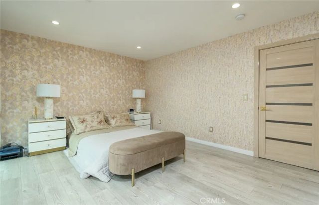 16964 Knapp Street, Northridge, CA 91343