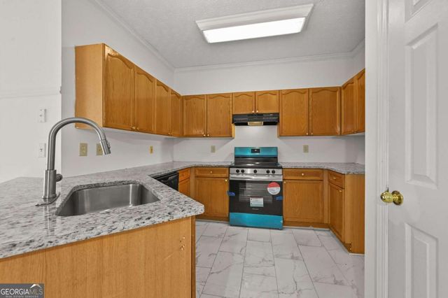 5090 LEESHIRE Leeshire Trce, Tucker, GA 30084