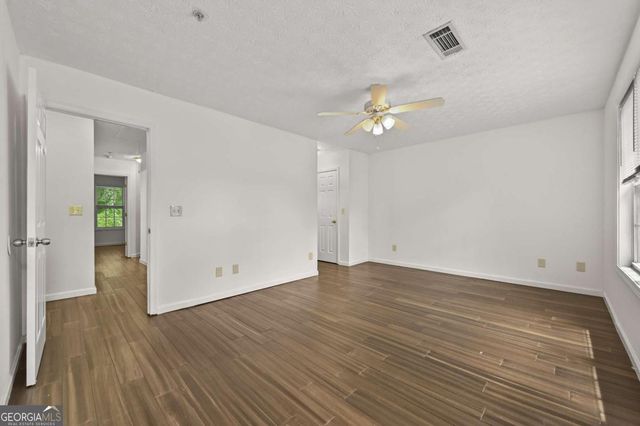 5090 LEESHIRE Leeshire Trce, Tucker, GA 30084