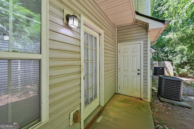 5090 LEESHIRE Leeshire Trce, Tucker, GA 30084