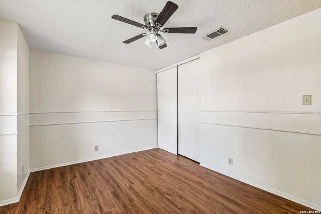 8142 MANDERLY PL, Converse, TX 78109