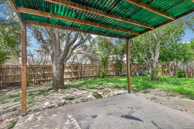 8142 MANDERLY PL, Converse, TX 78109
