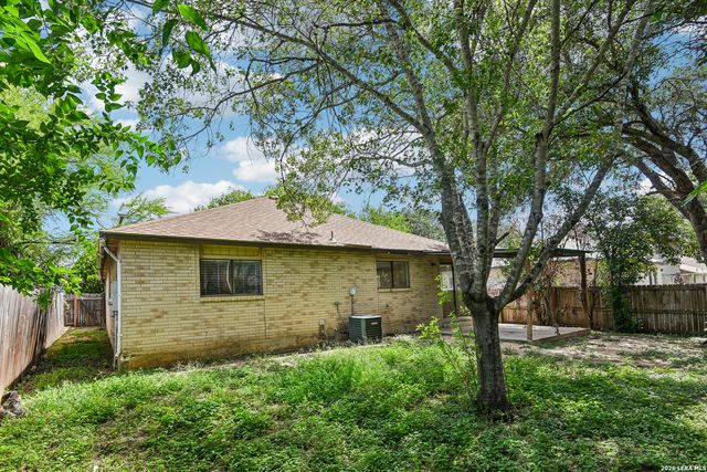 8142 MANDERLY PL, Converse, TX 78109