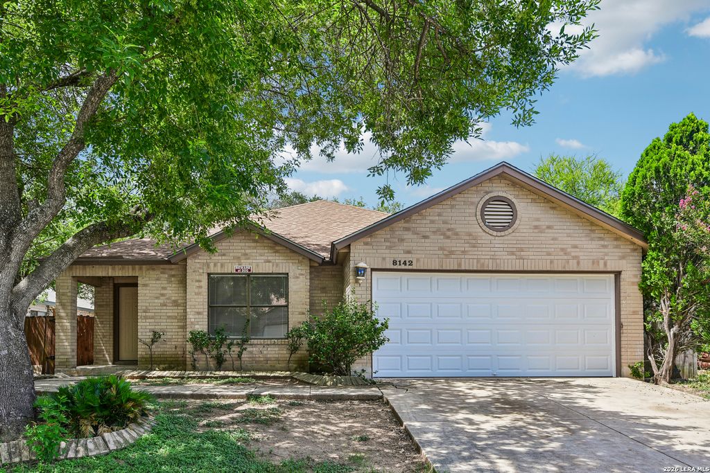 8142 MANDERLY PL, Converse, TX 78109