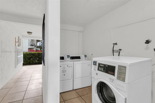 6707 N Kendall Dr 105, Pinecrest, FL 33156