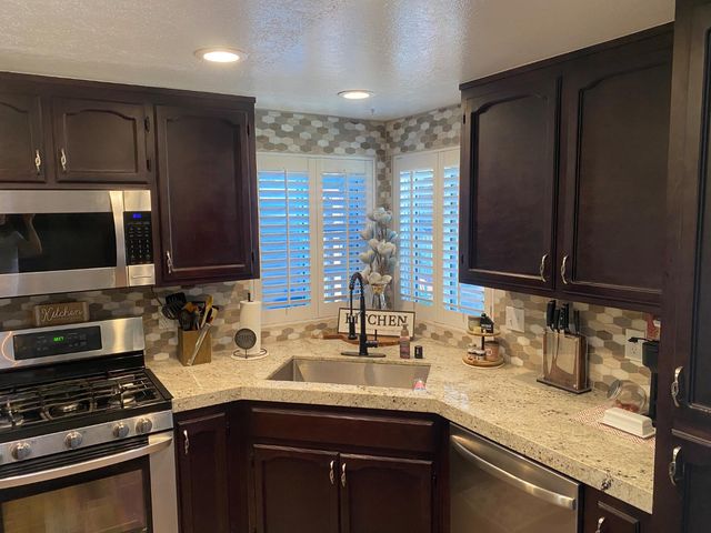 13163 Barnes Ave, Waterford, CA 95386