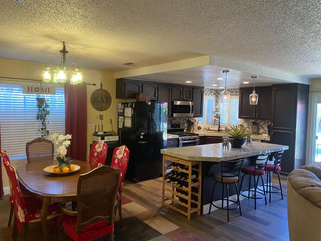 13163 Barnes Ave, Waterford, CA 95386