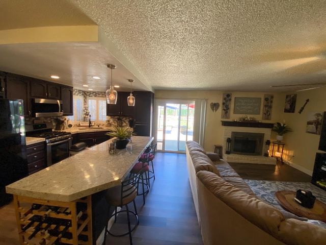 13163 Barnes Ave, Waterford, CA 95386