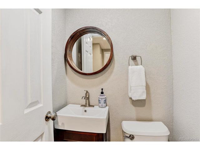 23827 Broadmoor Dr, Parker, CO 80138