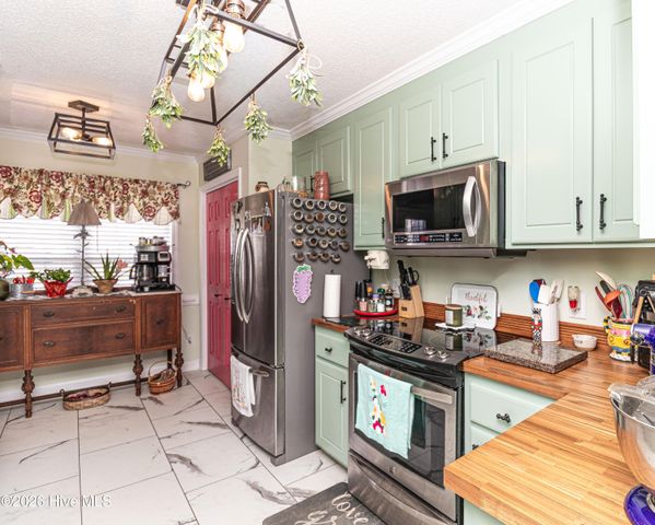 102 Wesley Drive, Goldsboro, NC 27534