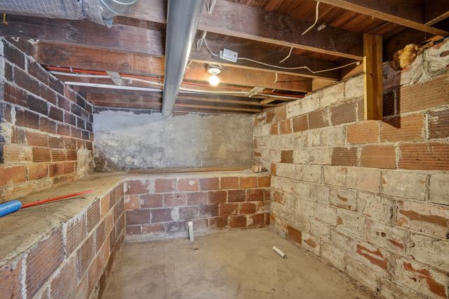 903 Walnut Street, Melcher Dallas, IA 50163