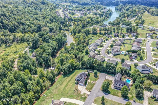 2005 Brentford Lane, Kingsport, TN 37664
