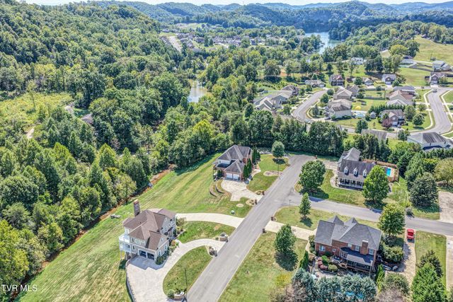 2005 Brentford Lane, Kingsport, TN 37664