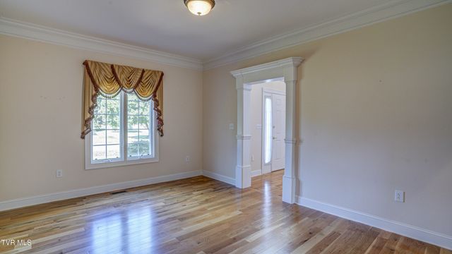 2005 Brentford Lane, Kingsport, TN 37664