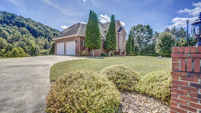 2005 Brentford Lane, Kingsport, TN 37664