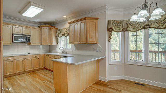 2005 Brentford Lane, Kingsport, TN 37664