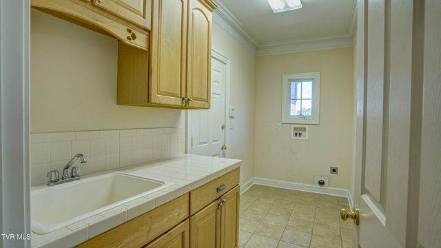 2005 Brentford Lane, Kingsport, TN 37664