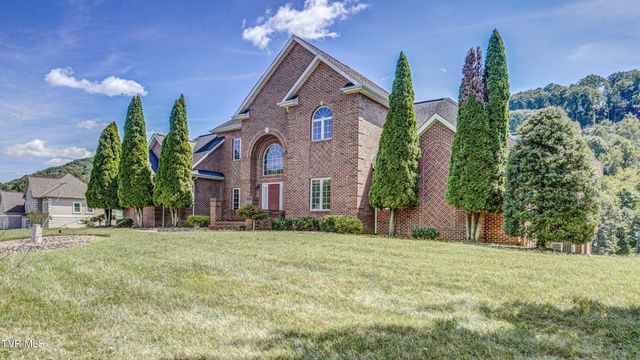 2005 Brentford Lane, Kingsport, TN 37664