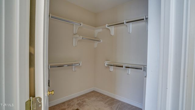 2005 Brentford Lane, Kingsport, TN 37664