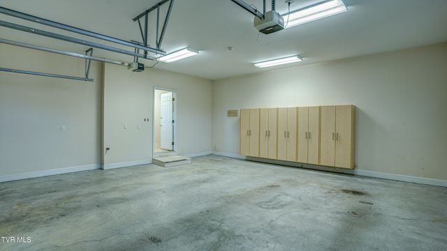 2005 Brentford Lane, Kingsport, TN 37664