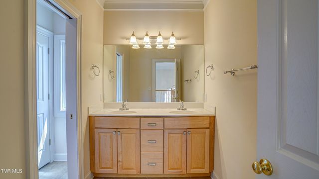 2005 Brentford Lane, Kingsport, TN 37664