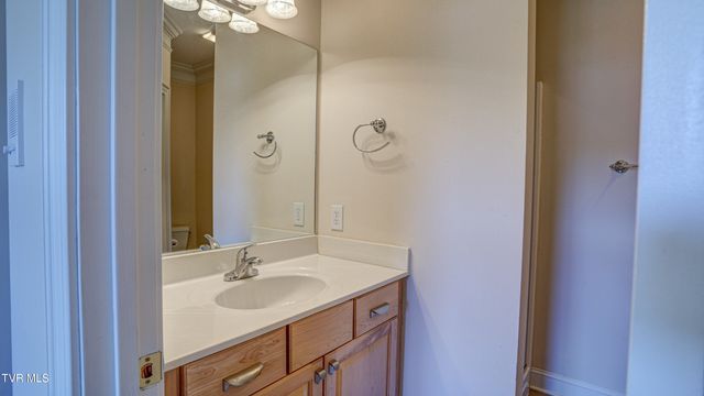 2005 Brentford Lane, Kingsport, TN 37664