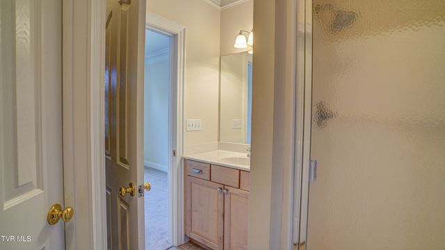 2005 Brentford Lane, Kingsport, TN 37664